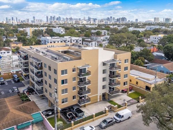2647 NW 25th ave , Unit 405, Miami, FL 33142