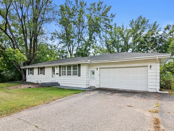 4609 Terracewood Drive , Bloomington, MN 55437