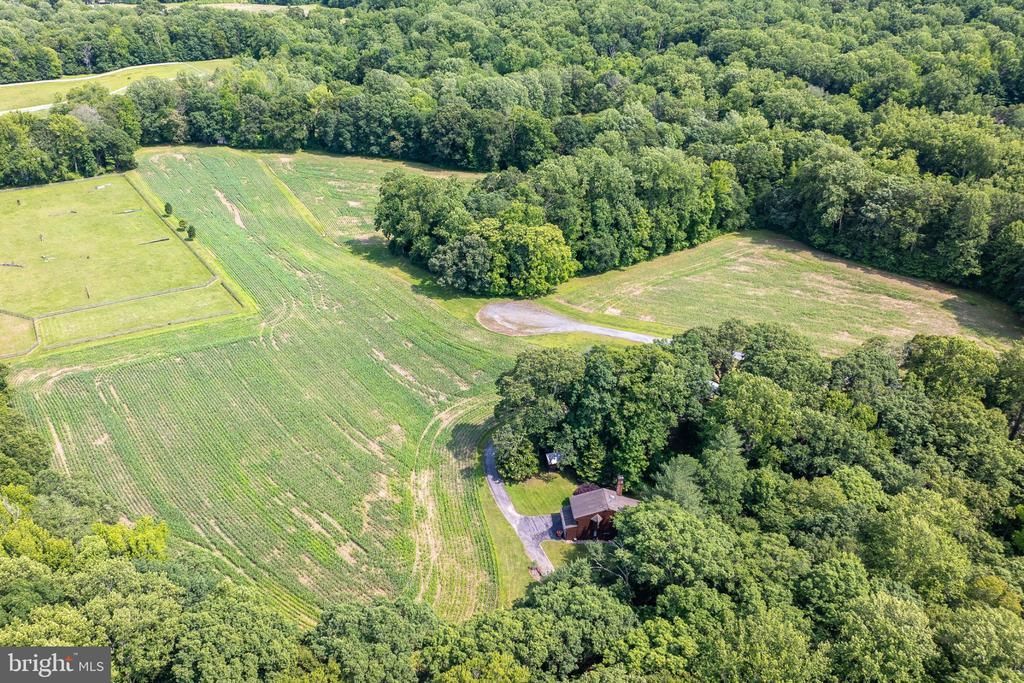 613 POND ROAD , LOTHIAN, MD 20711