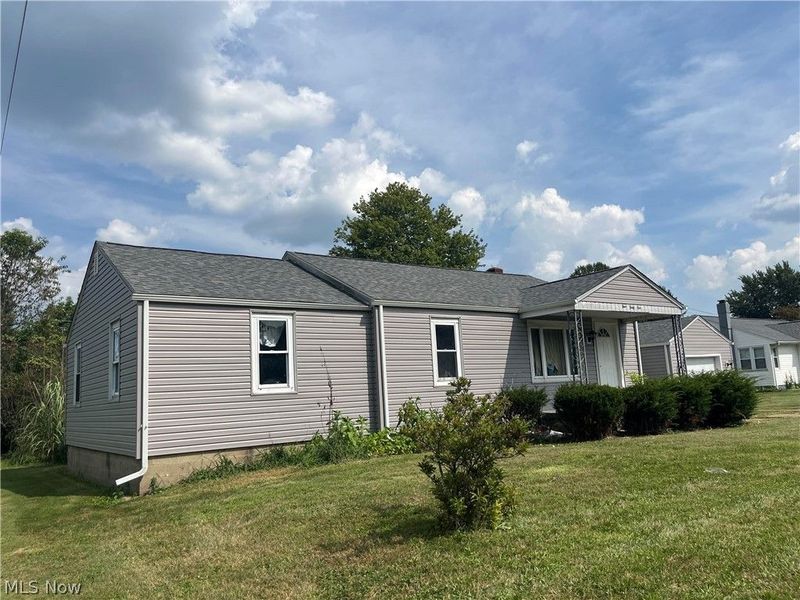 441 N Main Avenue, Tuscarawas, OH 44682 Photo 2