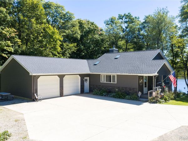 3901 Lee Hill Road , Dayton Township, Mi 48744