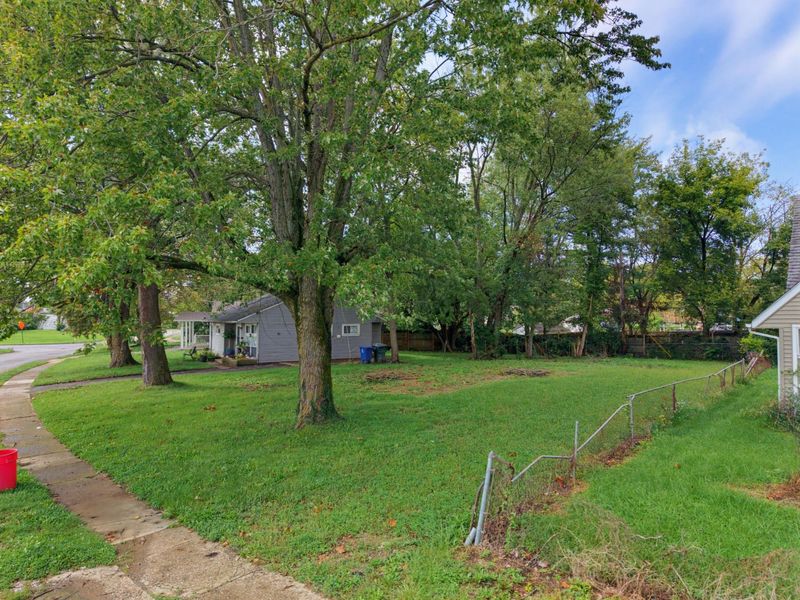 2127 Dawnlight Avenue , Columbus, OH 43211 Photo 6