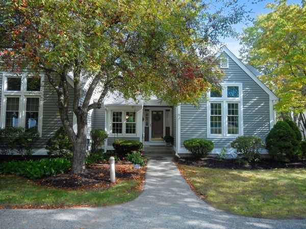 121 Audubon Dr, Unit 121, Acton, MA 01720