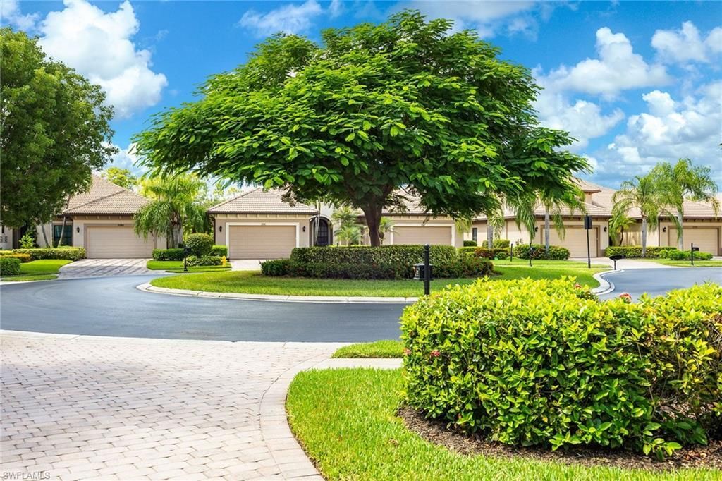 7598 Moorgate Point Way , Naples, FL 34113 Photo