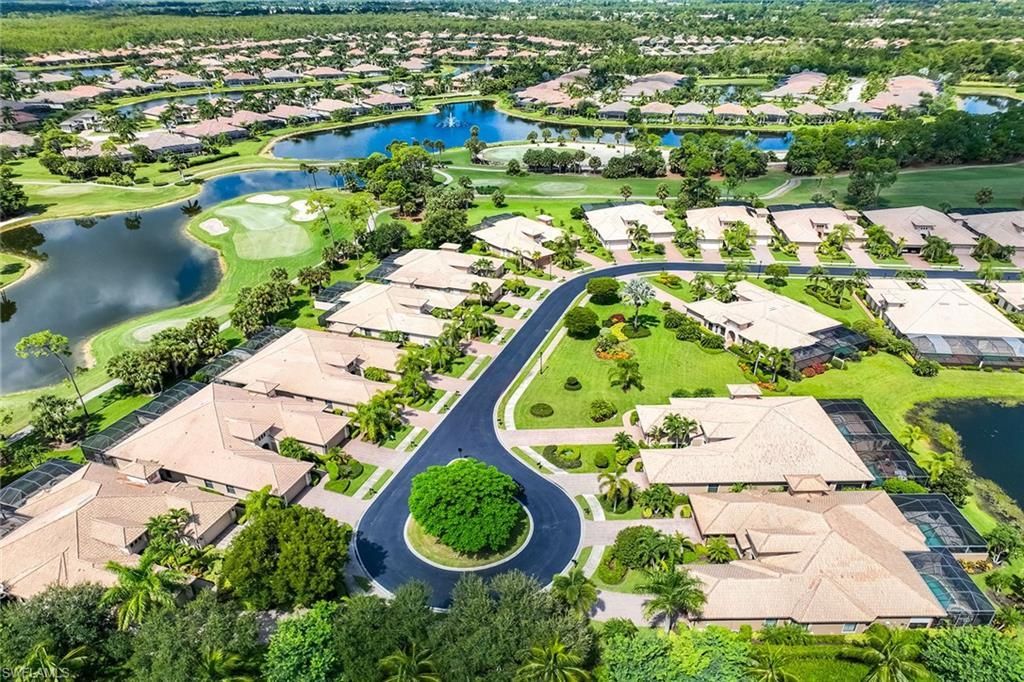7598 Moorgate Point Way , Naples, FL 34113 Photo