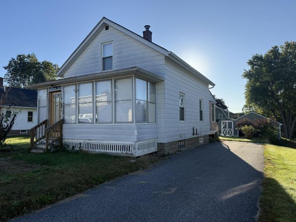 50 Jones Avenue, Lewiston, ME 04240