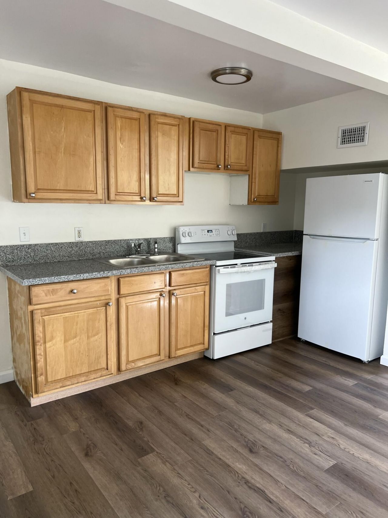520 N E Street, Lake Worth Beach, FL 33460 Photo