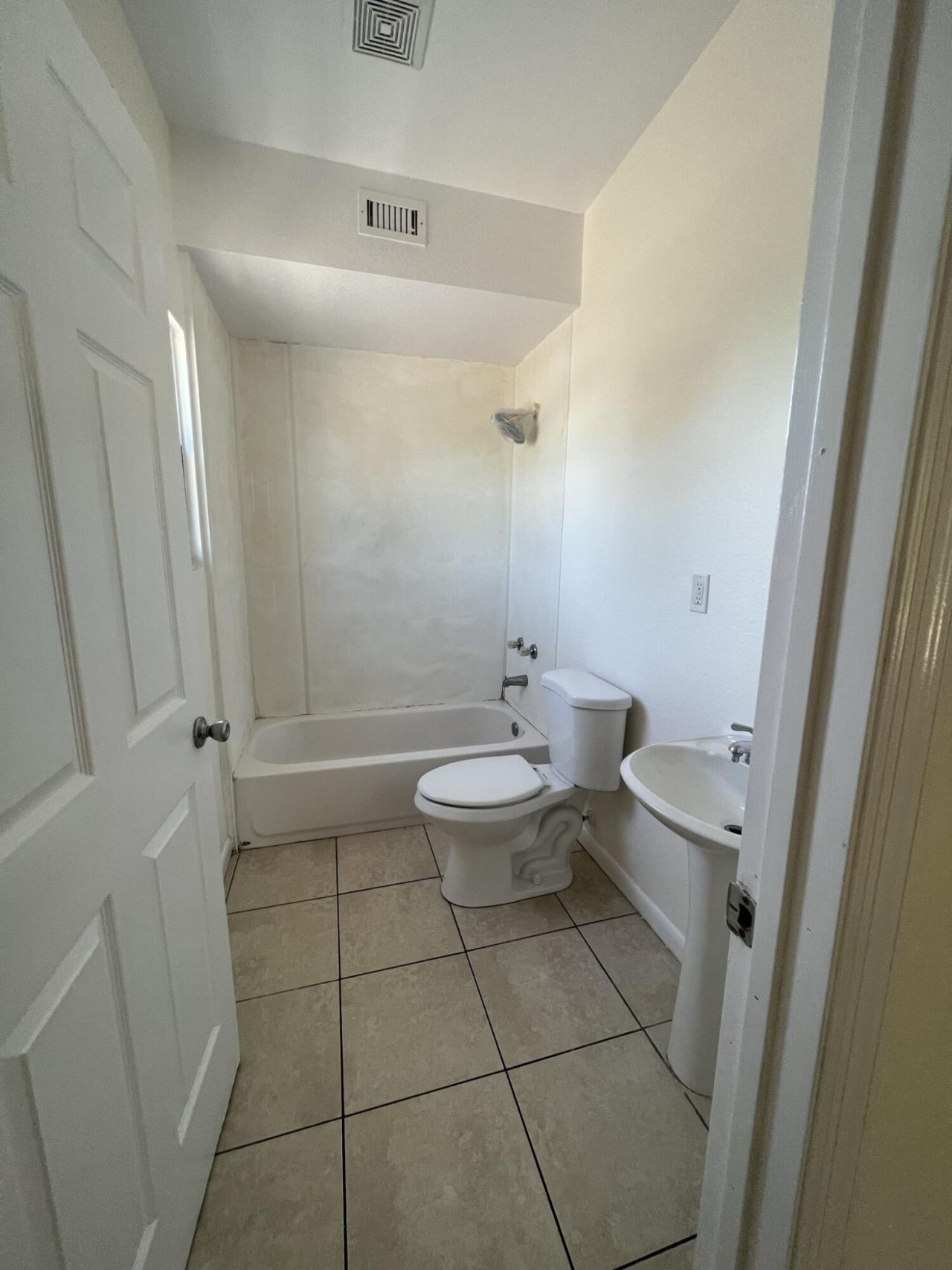 520 N E Street, Lake Worth Beach, FL 33460 Photo