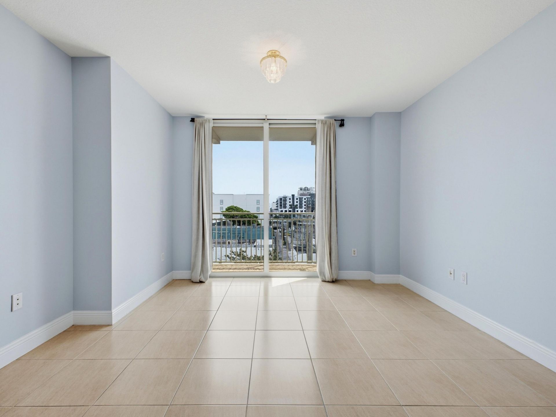 610 Clematis Street, Unit 416, West Palm Beach, FL 33401 Photo