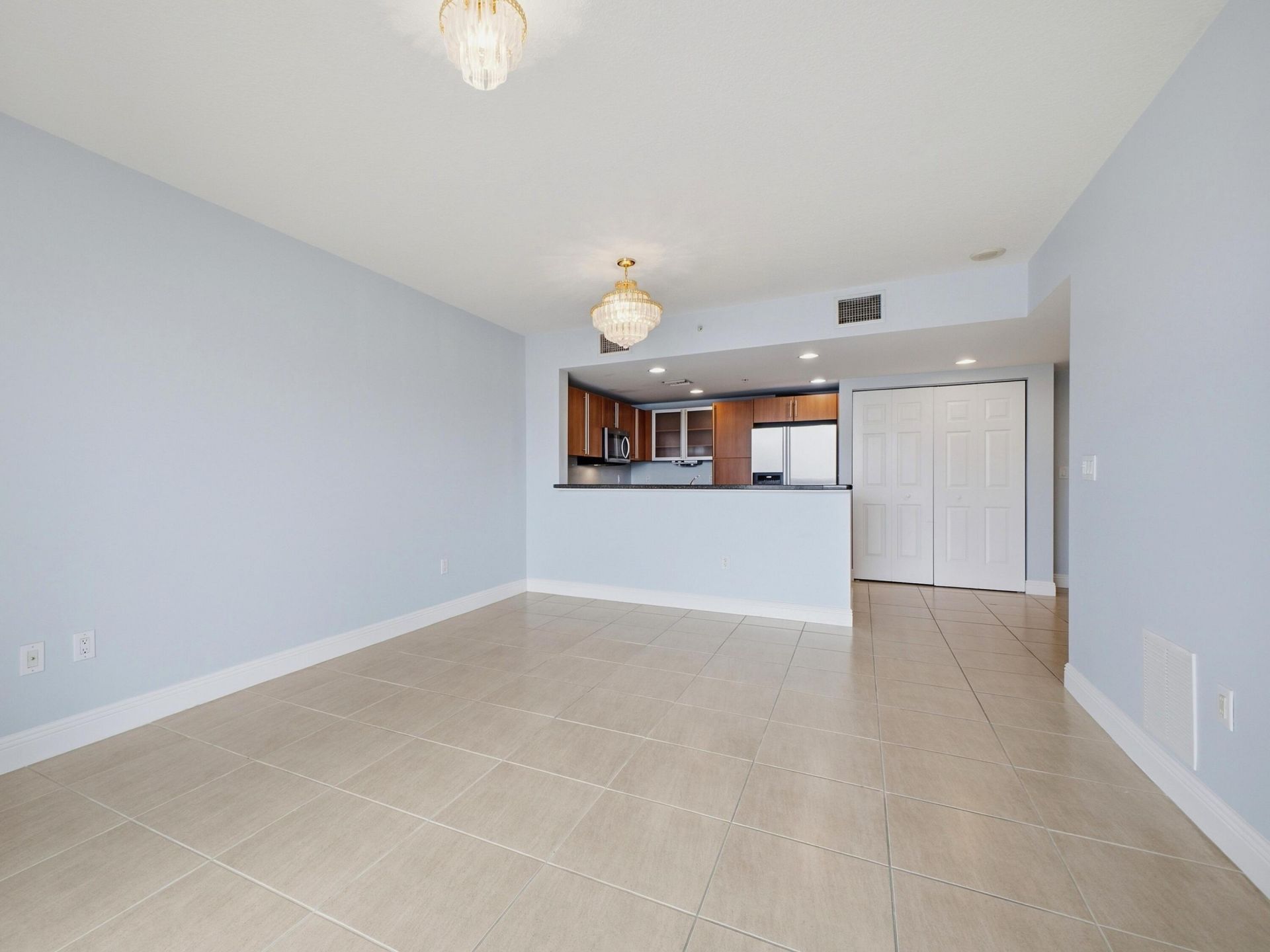 610 Clematis Street, Unit 416, West Palm Beach, FL 33401 Photo
