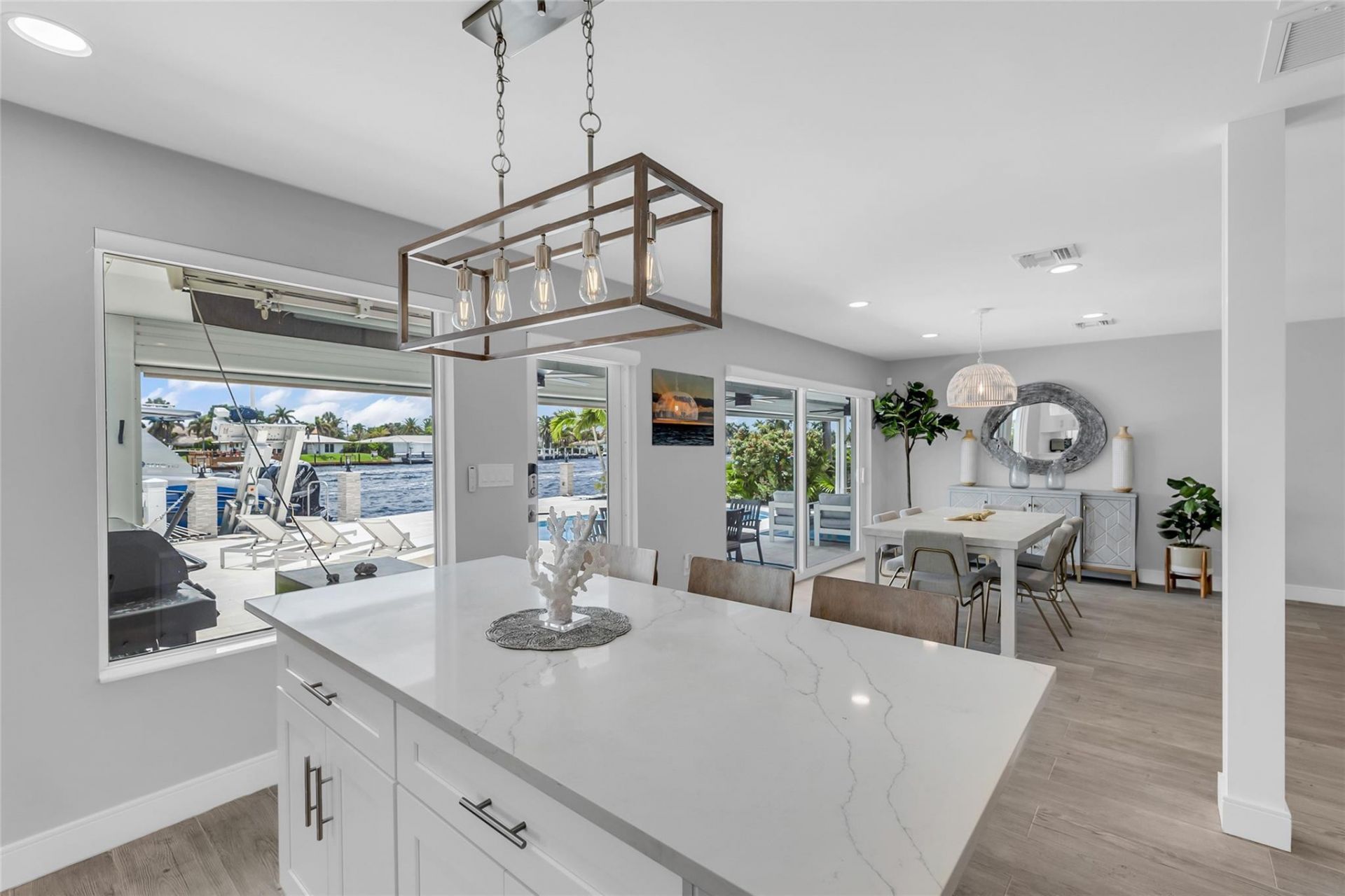 2005 N Riverside Drive, Pompano Beach, FL 33062 Photo