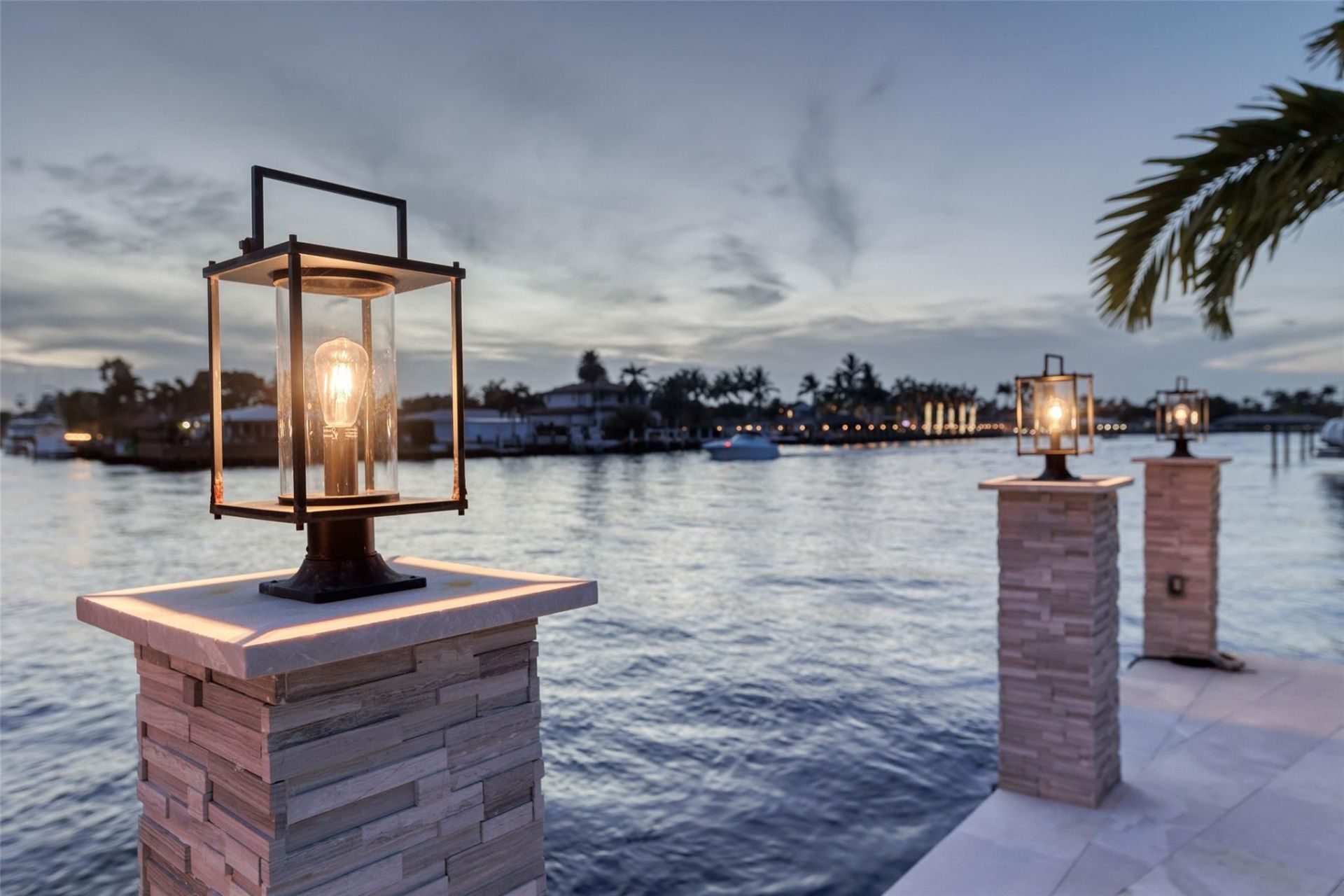 2005 N Riverside Drive, Pompano Beach, FL 33062 Photo