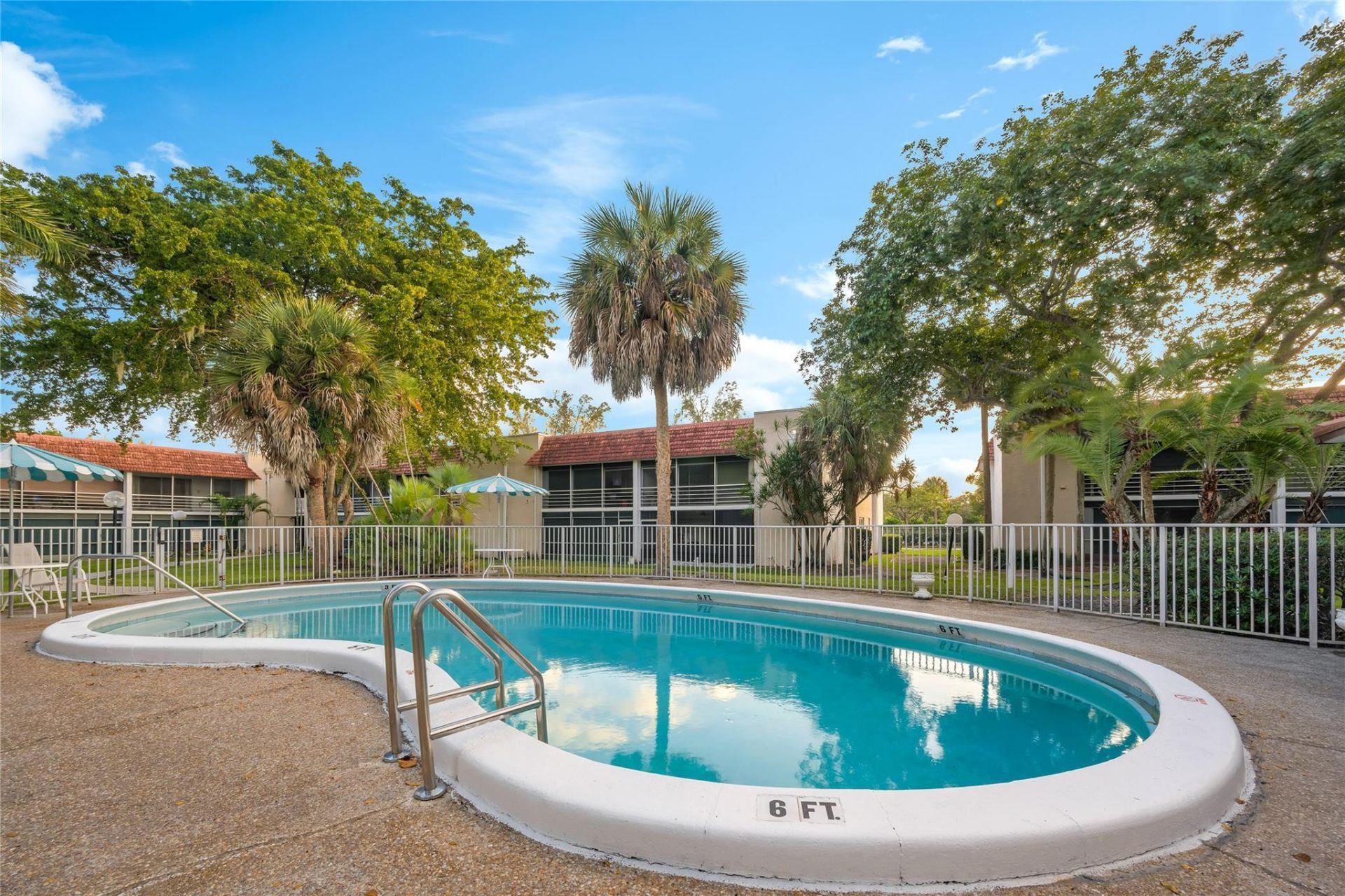 3774 Inverrary Boulevard, Unit 104P, Lauderhill, FL 33319 Photo