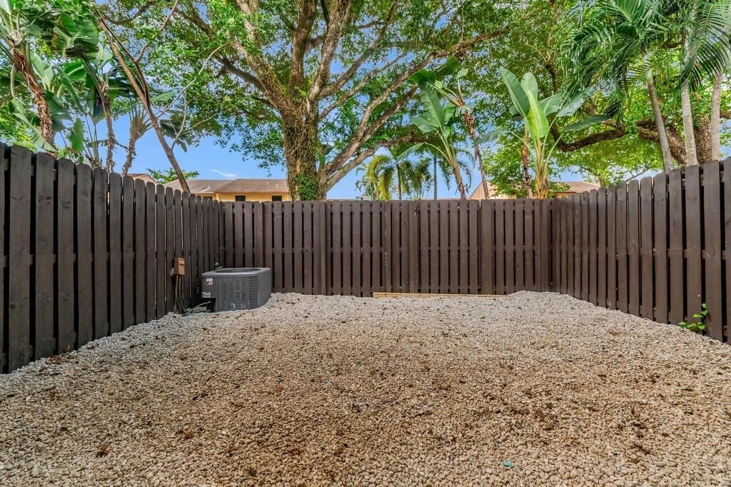 7864 NW 12th Street, Plantation, FL 33322 Photo