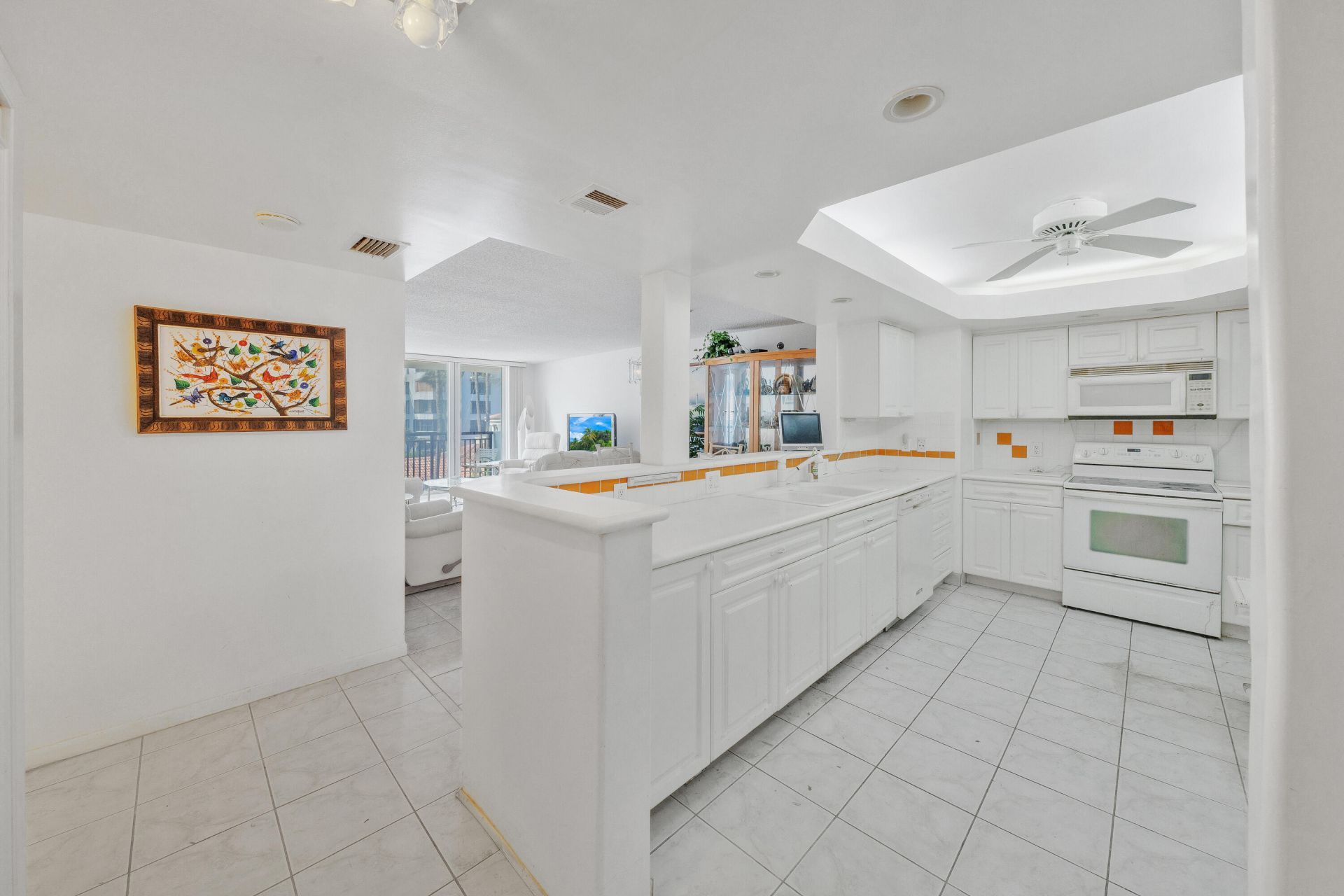 1149 Hillsboro Mile, Unit 307, Hillsboro Beach, FL 33062 Photo