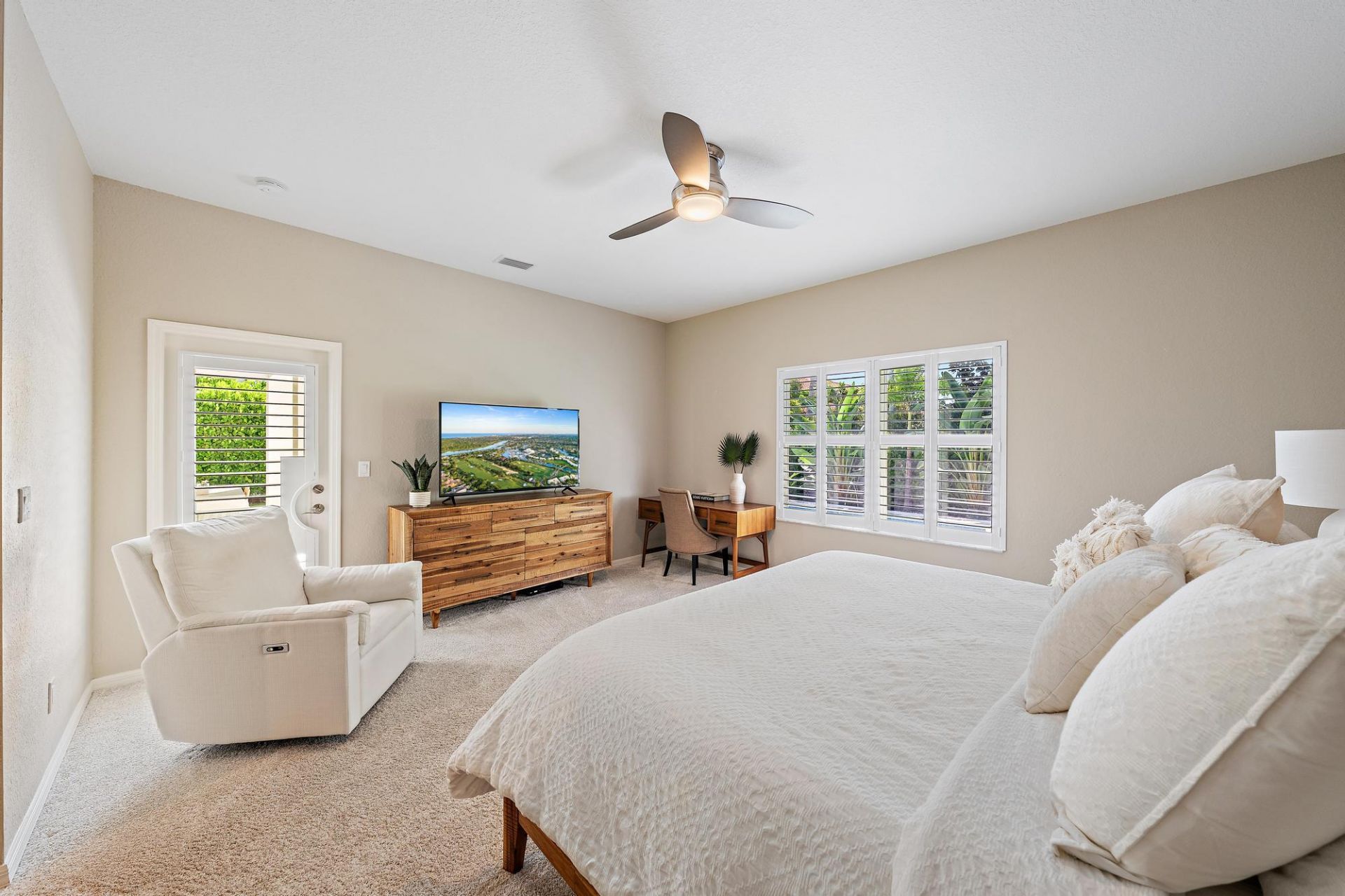 128 Behring Way, Jupiter, FL 33458 Photo