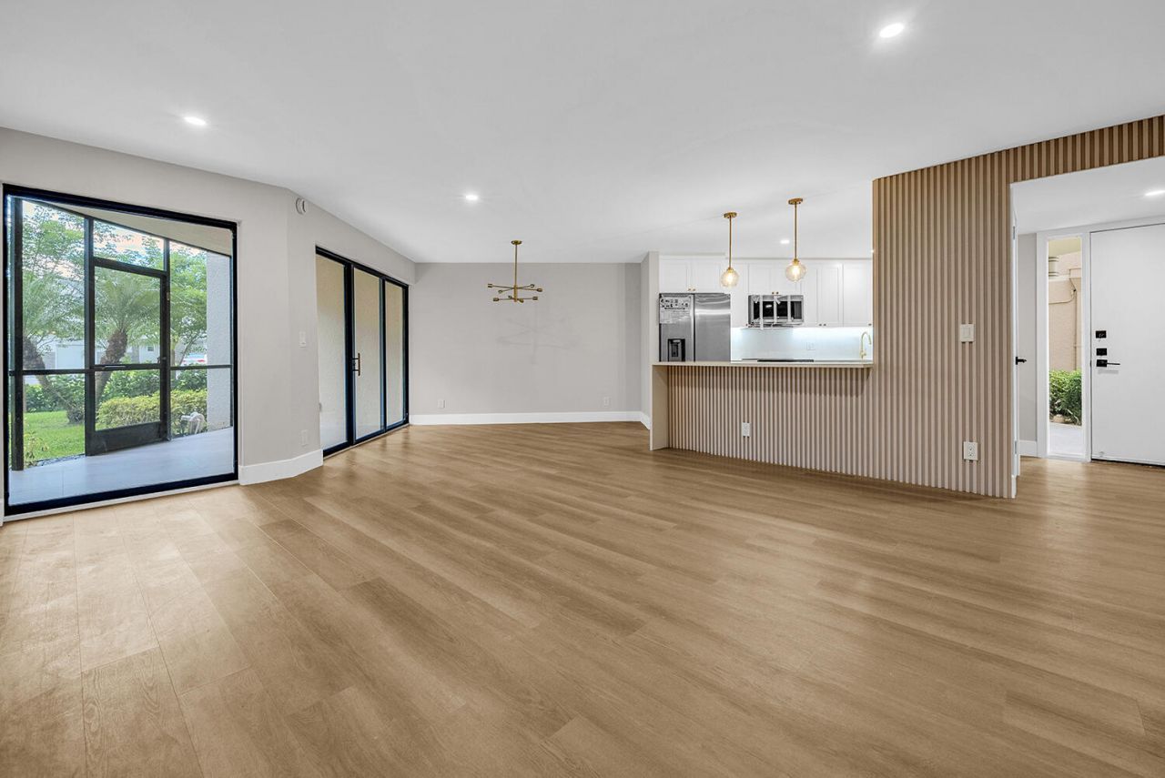 5701 Camino Del Sol, Unit 102, Boca Raton, FL 33433 Photo