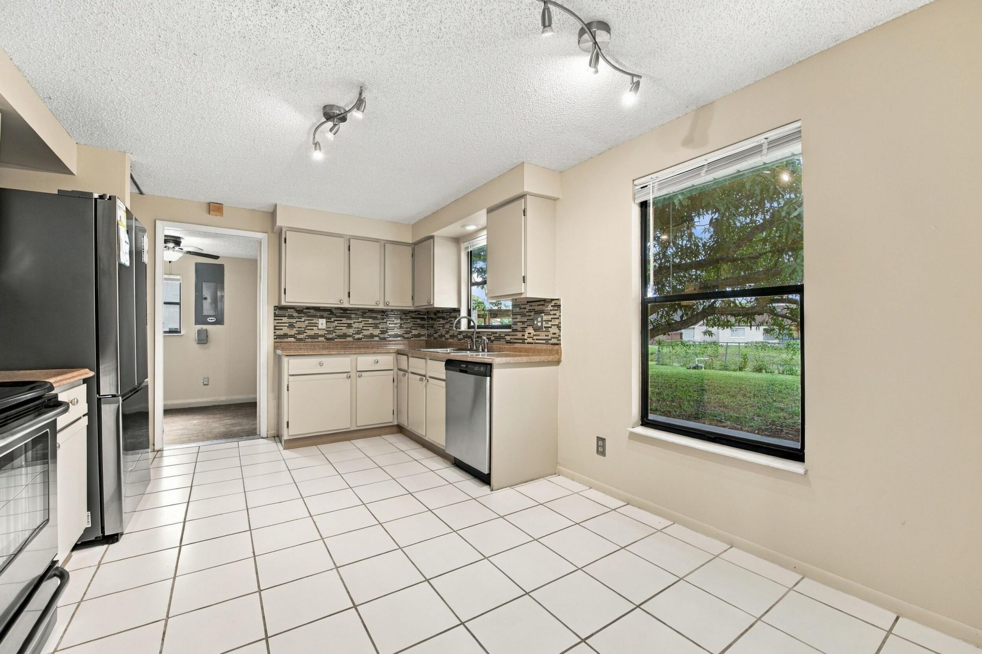 5141 Saint John Avenue N, Boynton Beach, FL 33472 Photo