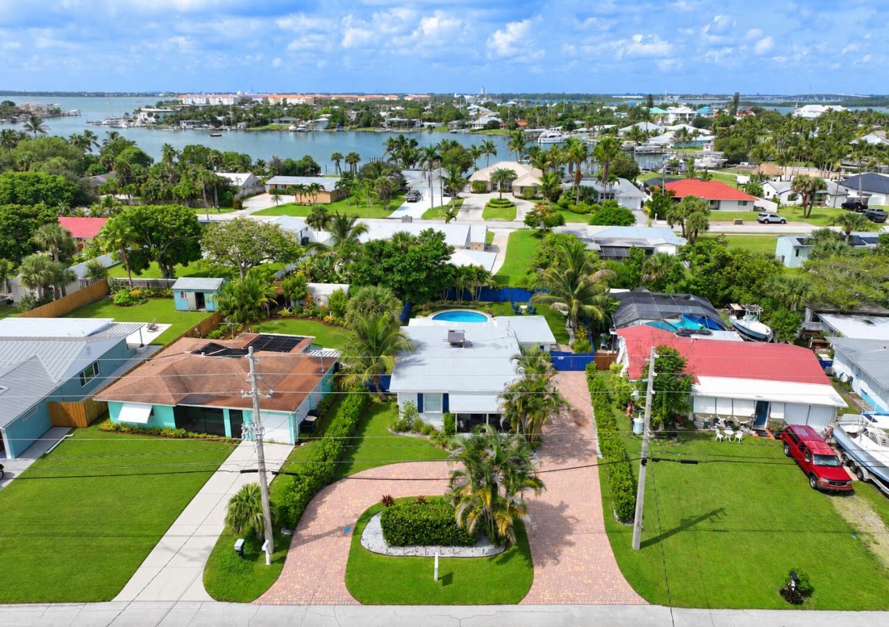 307 Granada Street, Fort Pierce, FL 34949 Photo