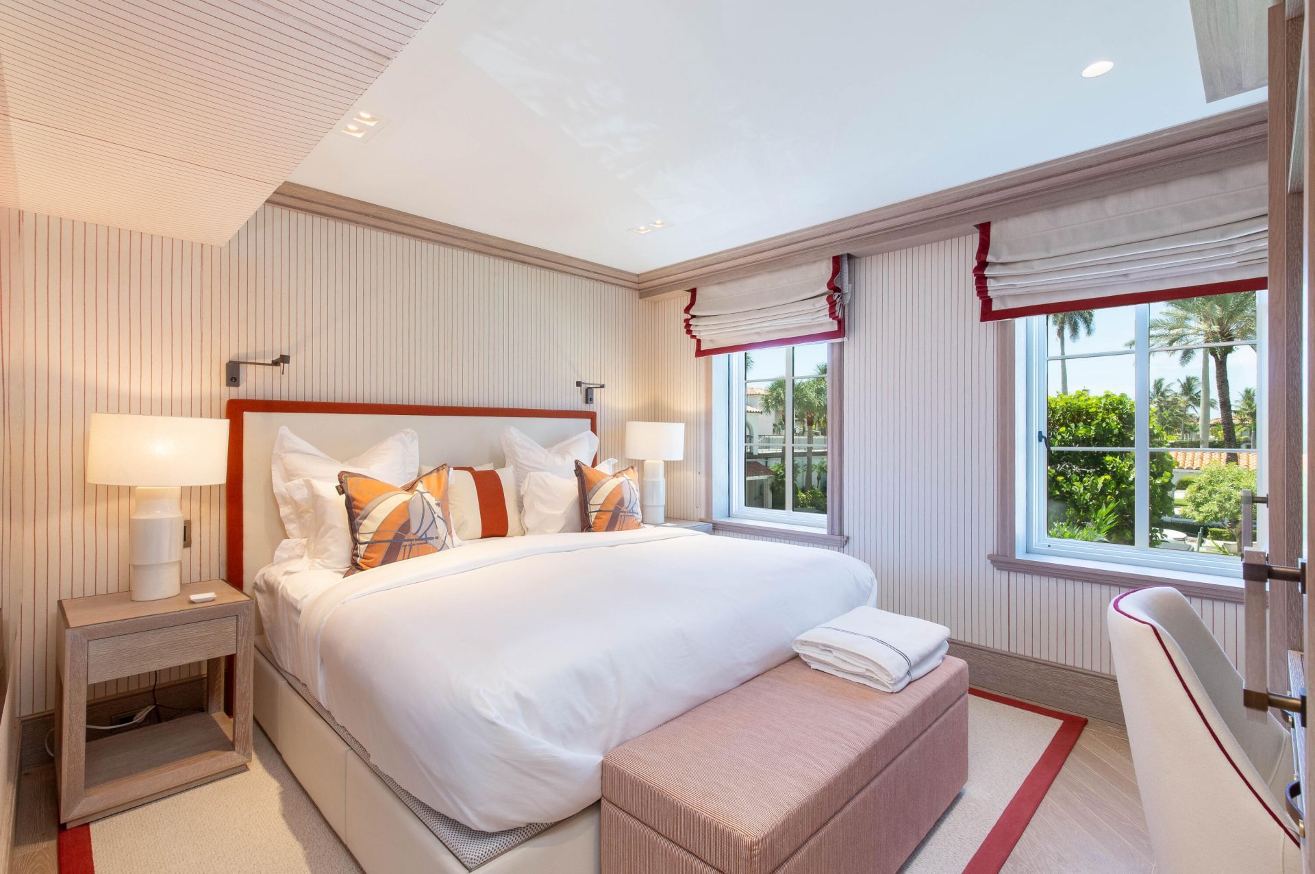 236 Phipps Plaza, Unit 202, Palm Beach, FL 33480 Photo