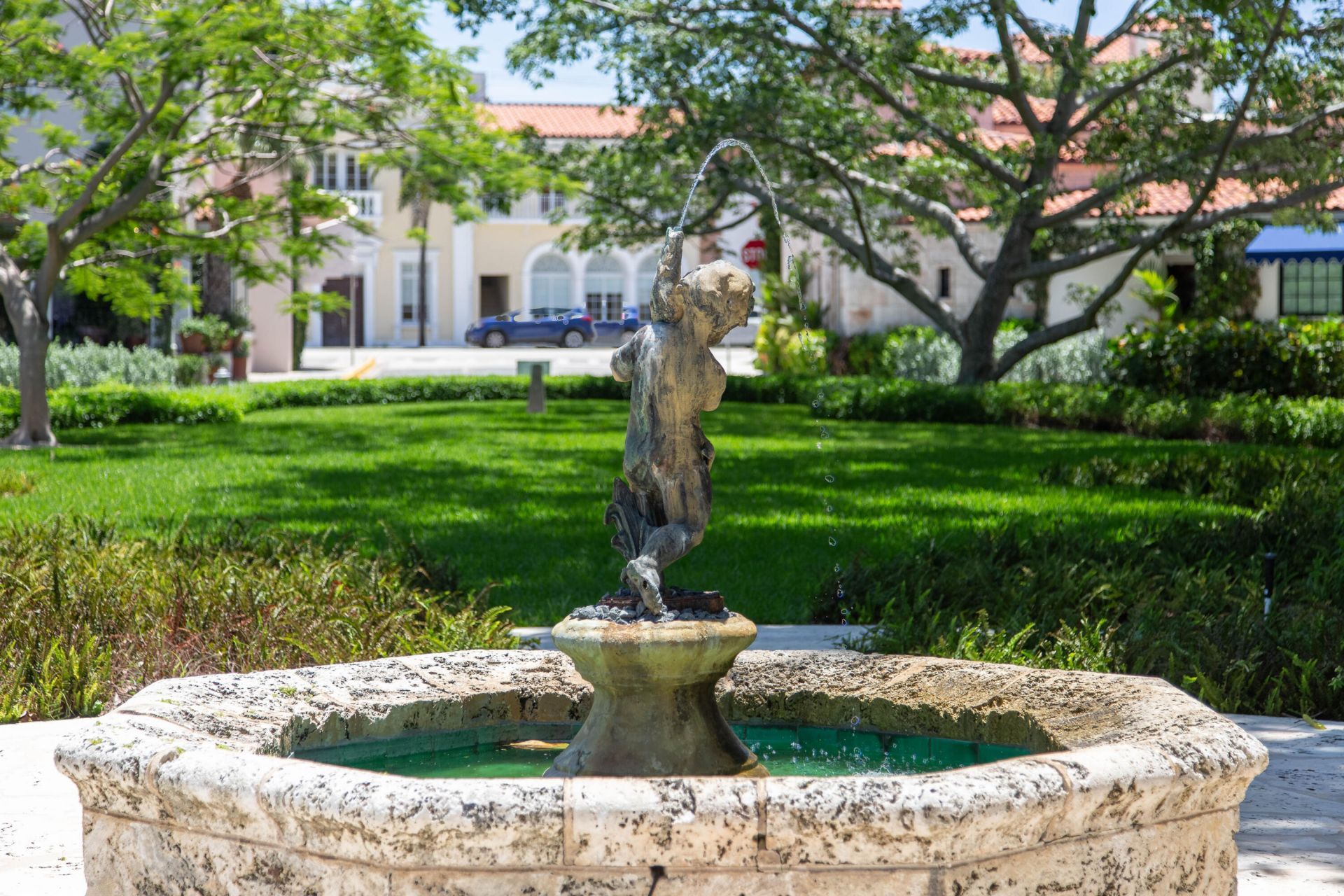 236 Phipps Plaza, Unit 202, Palm Beach, FL 33480 Photo