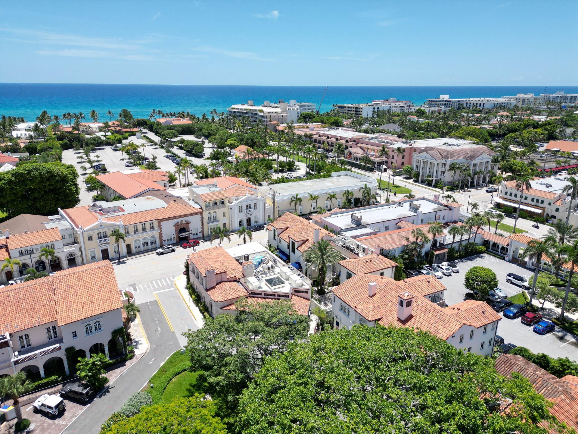 236 Phipps Plaza, Unit 202, Palm Beach, FL 33480 Photo