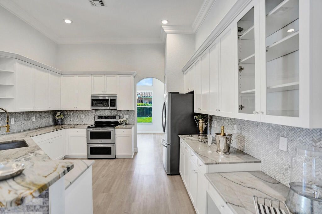 2933 E Fontana Court, Royal Palm Beach, FL 33411 Photo