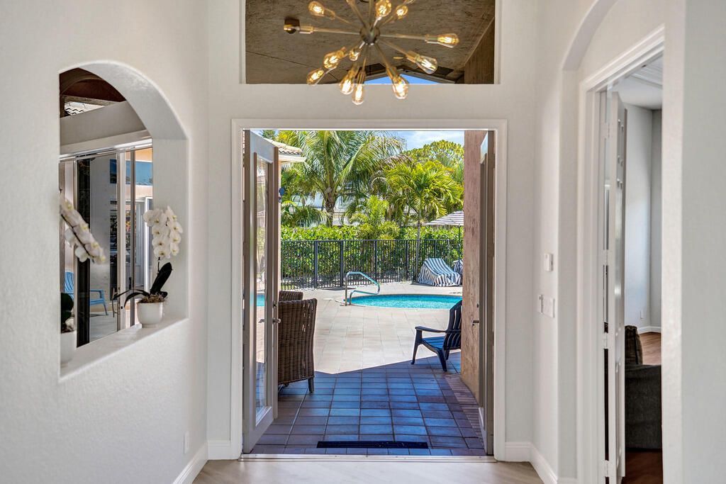 2933 E Fontana Court, Royal Palm Beach, FL 33411 Photo
