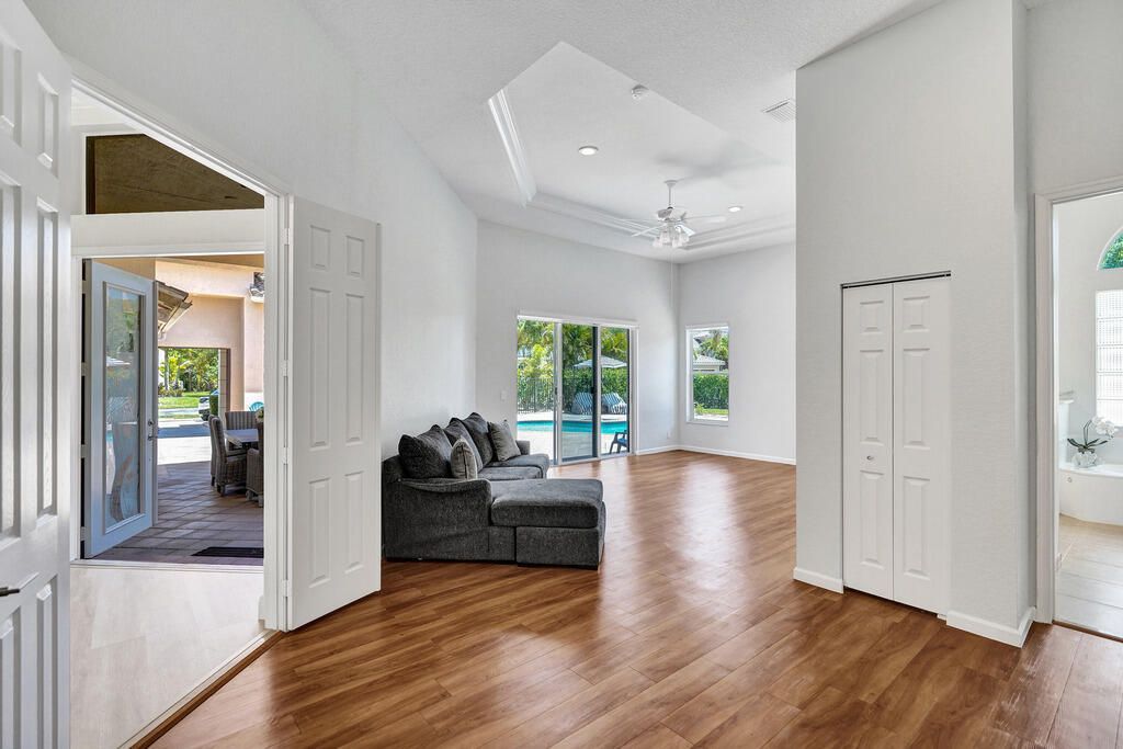 2933 E Fontana Court, Royal Palm Beach, FL 33411 Photo