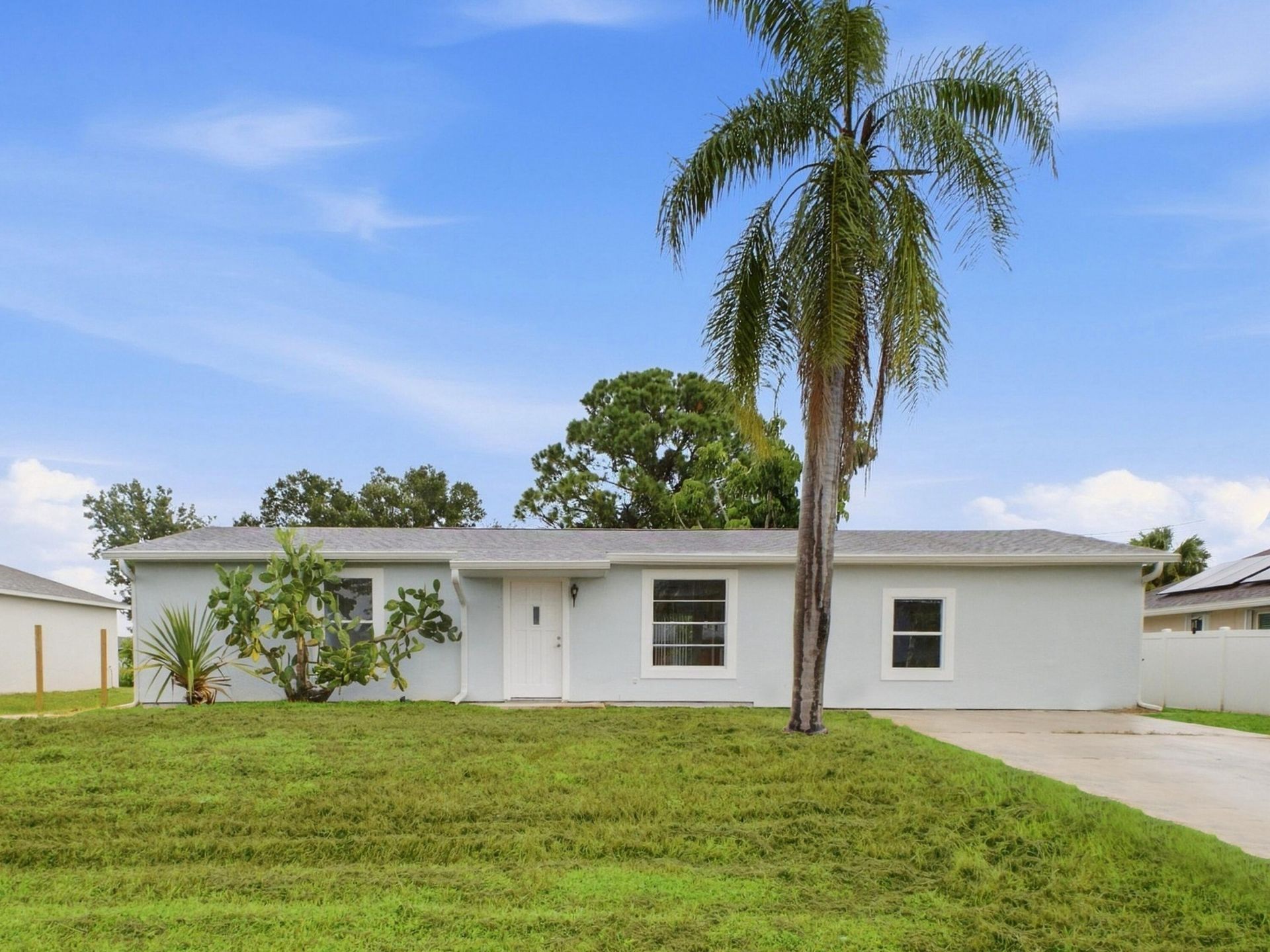 711 NW Riverside Drive, Port Saint Lucie, FL 34983 Photo