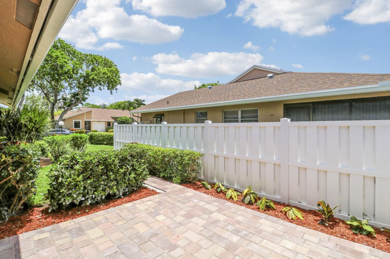 8157 Springtree Road, Boca Raton, FL 33496 Photo