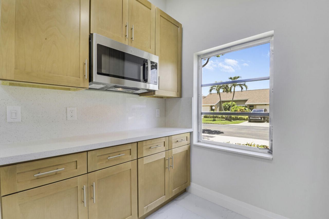 8157 Springtree Road, Boca Raton, FL 33496 Photo