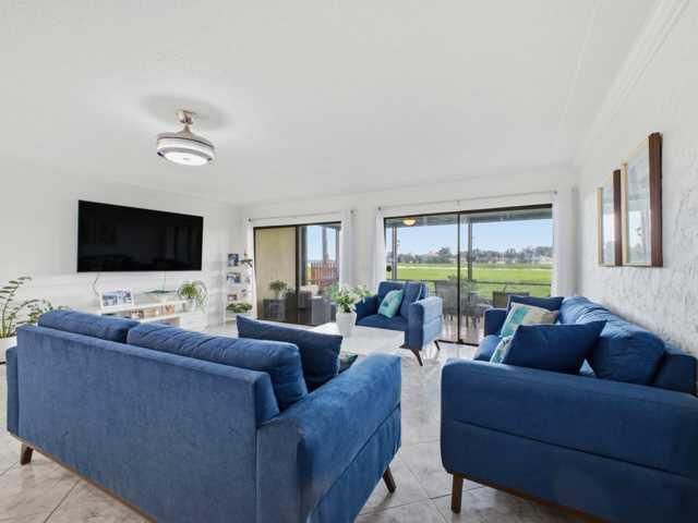 1800 Embassy Drive, Unit 132, West Palm Beach, FL 33401 Photo