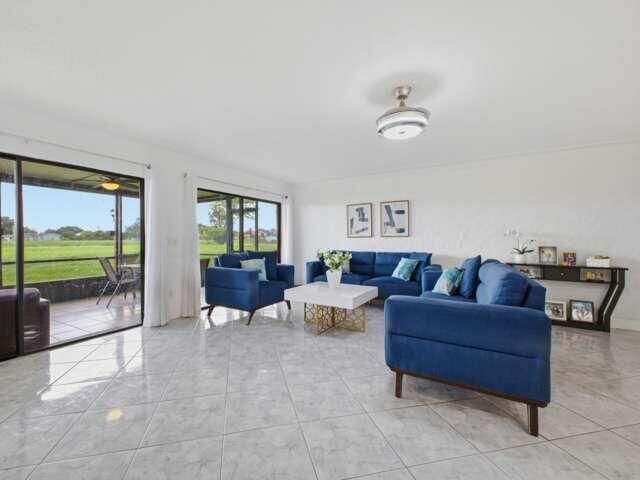 1800 Embassy Drive, Unit 132, West Palm Beach, FL 33401 Photo