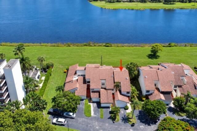1800 Embassy Drive, Unit 132, West Palm Beach, FL 33401 Photo