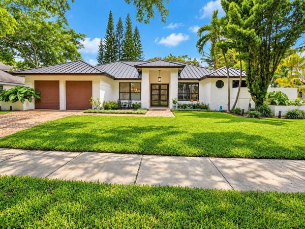 1985 Parkside Circle S, Boca Raton, FL 33486