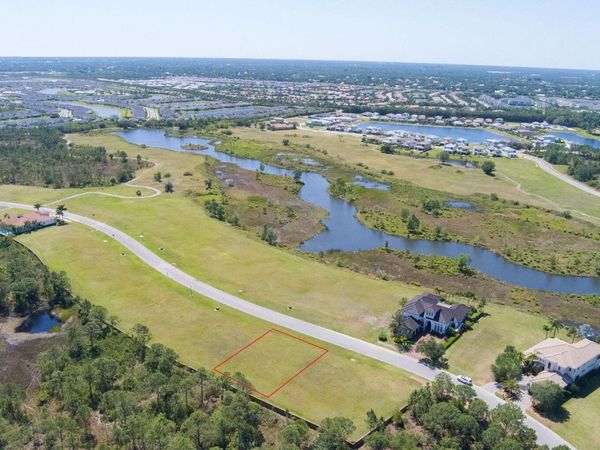 137 SE TRAMONTO Street, Port St. Lucie, FL 34984