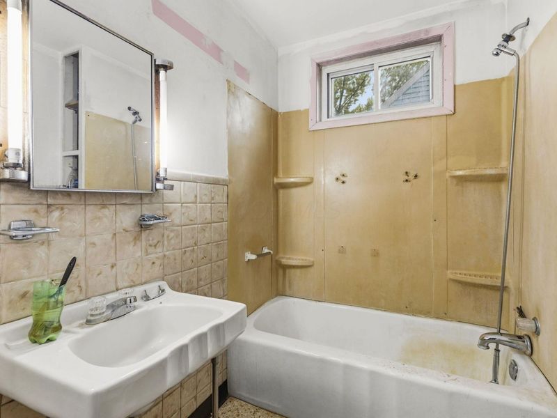 213 S Walnut Street , Baltimore, OH 43105 Photo 18