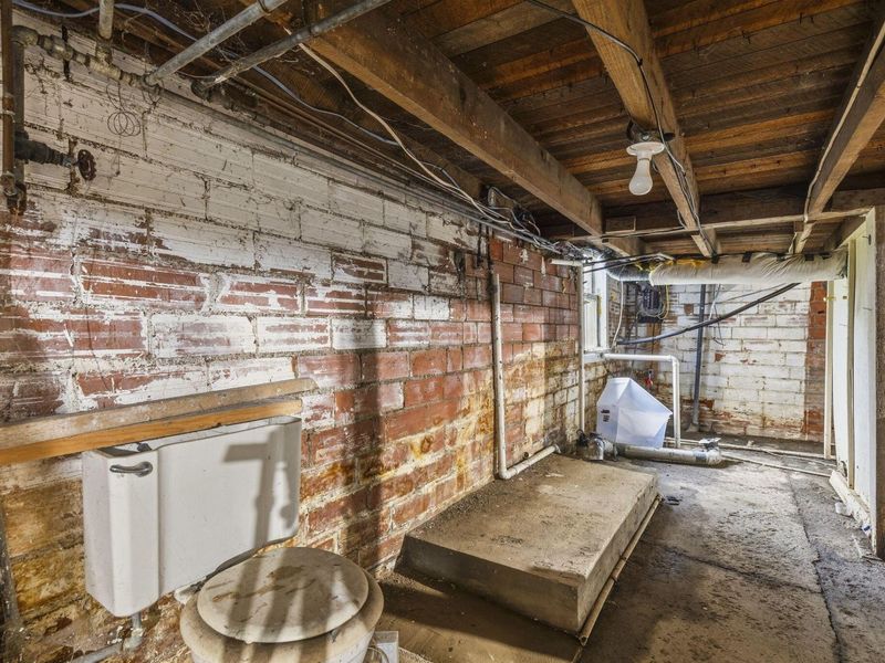213 S Walnut Street , Baltimore, OH 43105 Photo 28