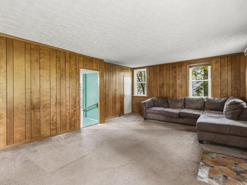 213 S Walnut Street , Baltimore, OH 43105 Photo 7