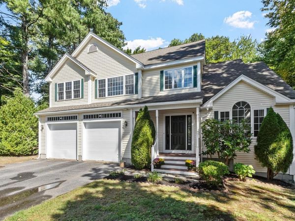 22 Hillcrest Dr, Acton, MA 01720