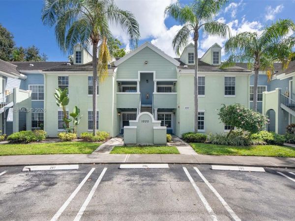 1020 Crystal Way , Unit C, Delray Beach, FL 33444