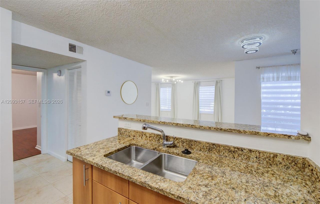 1020 Crystal Way , Unit C, Delray Beach, FL 33444 Photo