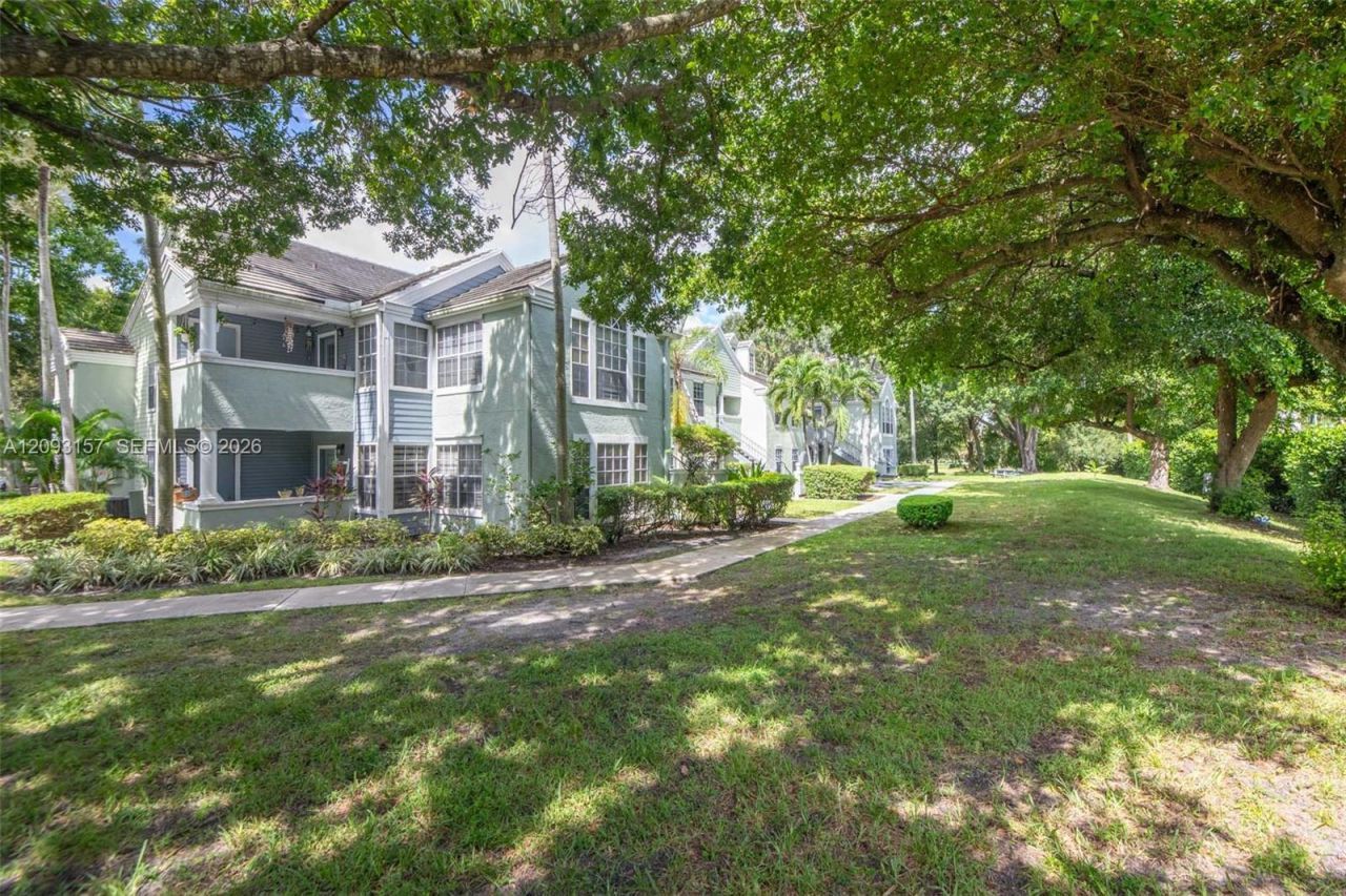 1020 Crystal Way , Unit C, Delray Beach, FL 33444 Photo