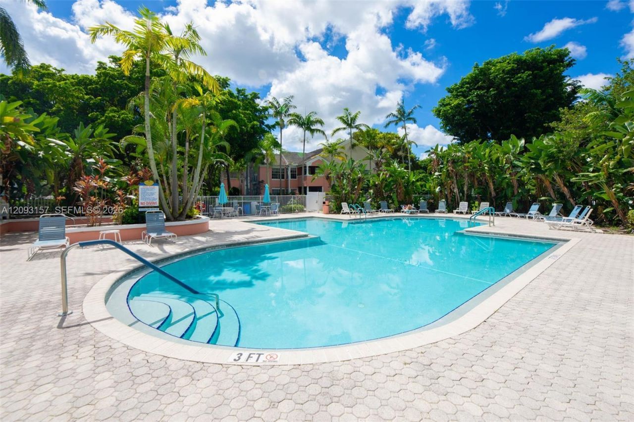 1020 Crystal Way , Unit C, Delray Beach, FL 33444 Photo