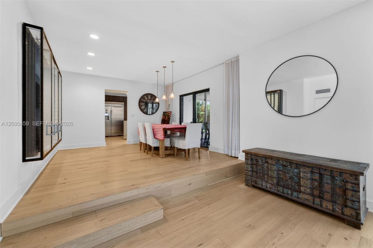 4353 Alton Rd , Miami Beach, FL 33140 Photo