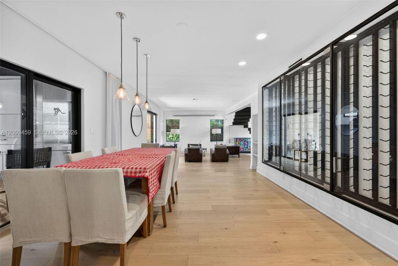 4353 Alton Rd , Miami Beach, FL 33140 Photo