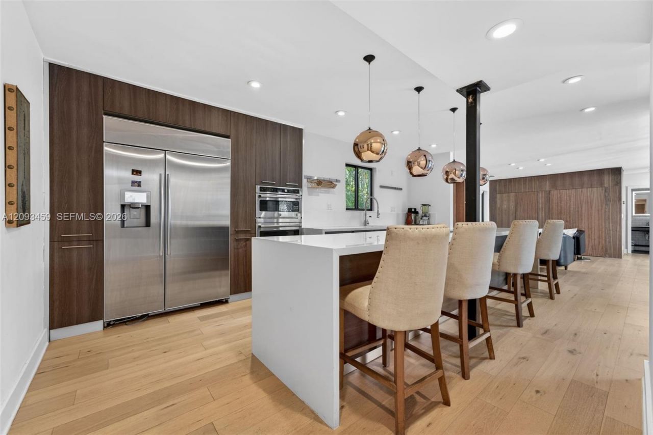 4353 Alton Rd , Miami Beach, FL 33140 Photo
