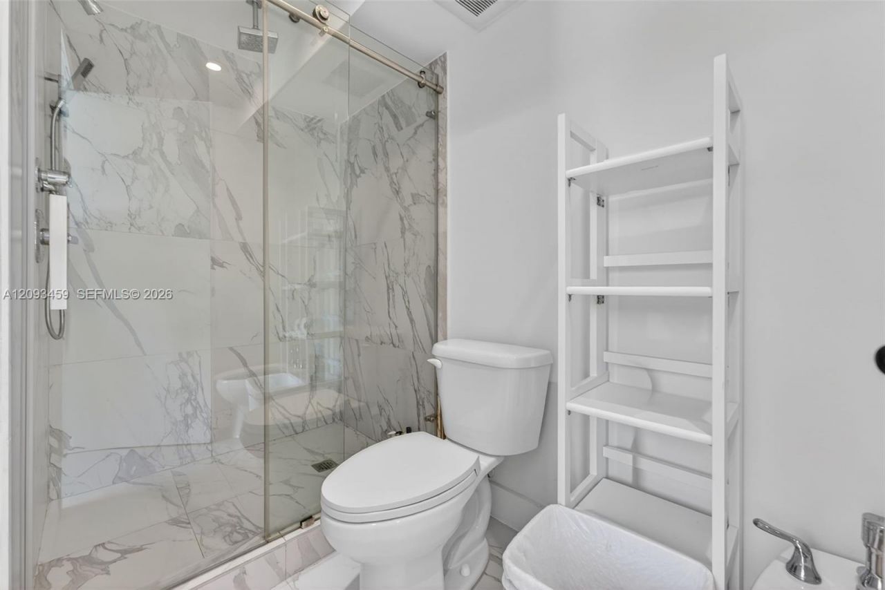 4353 Alton Rd , Miami Beach, FL 33140 Photo
