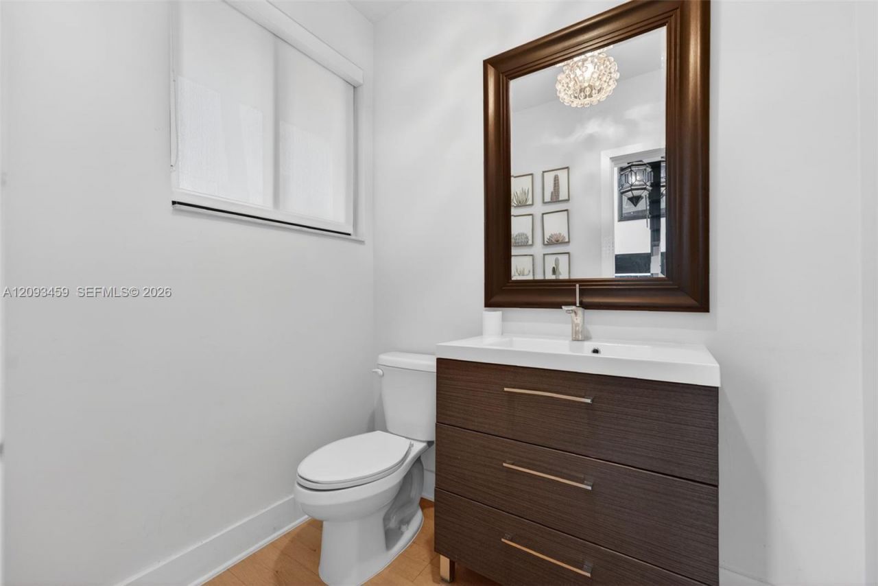 4353 Alton Rd , Miami Beach, FL 33140 Photo